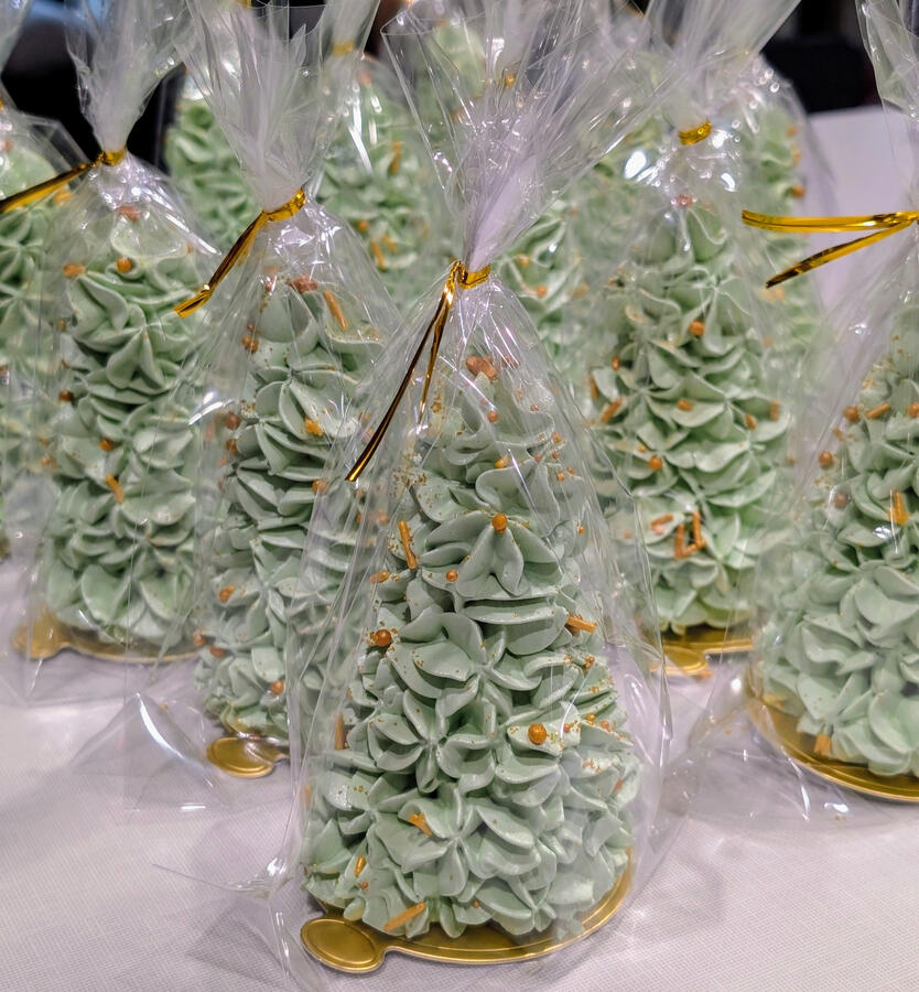 Christmas Meringue Tree